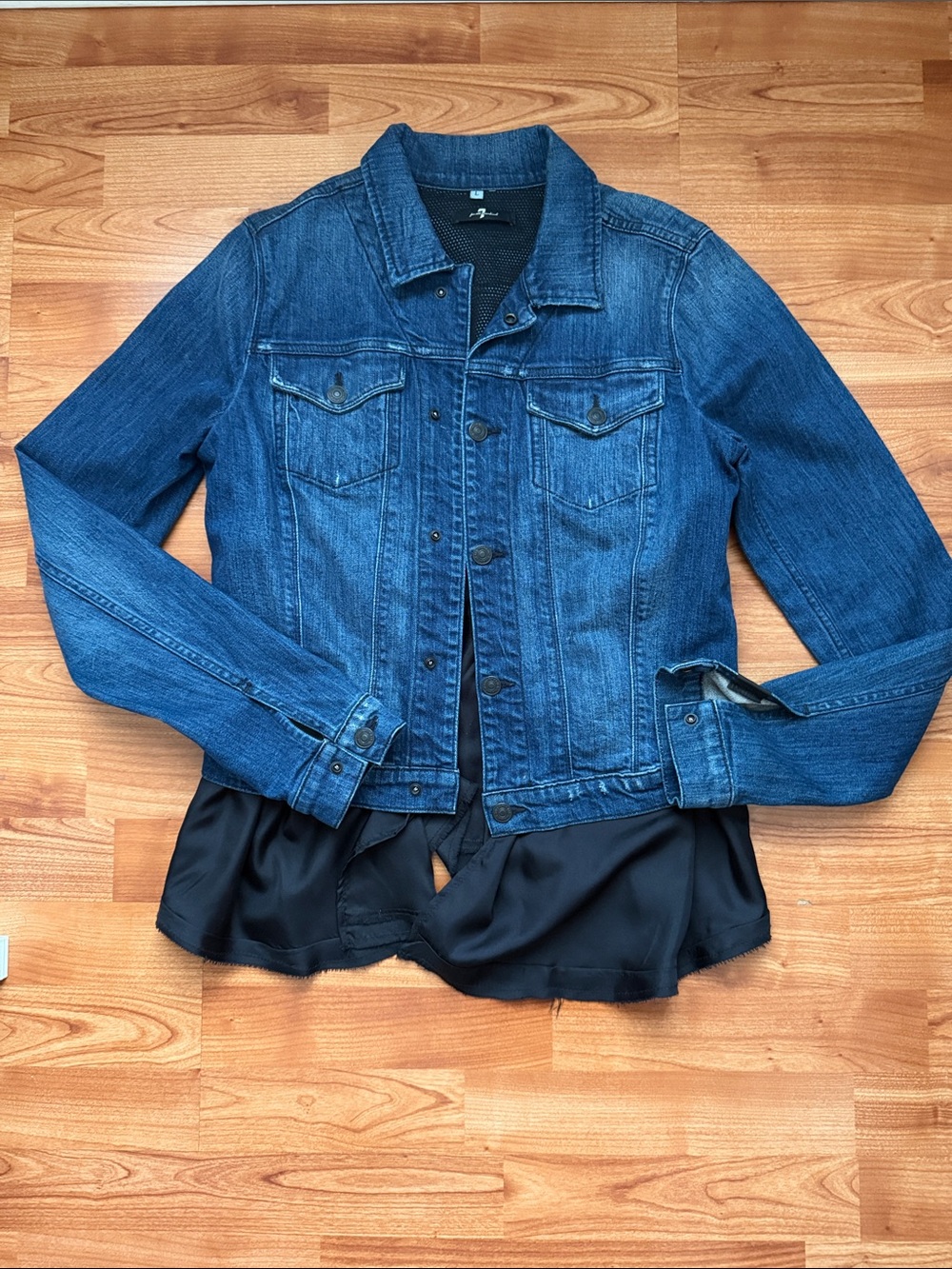 7 for all mankind | Classic Blue Denim Jacket - Women | L